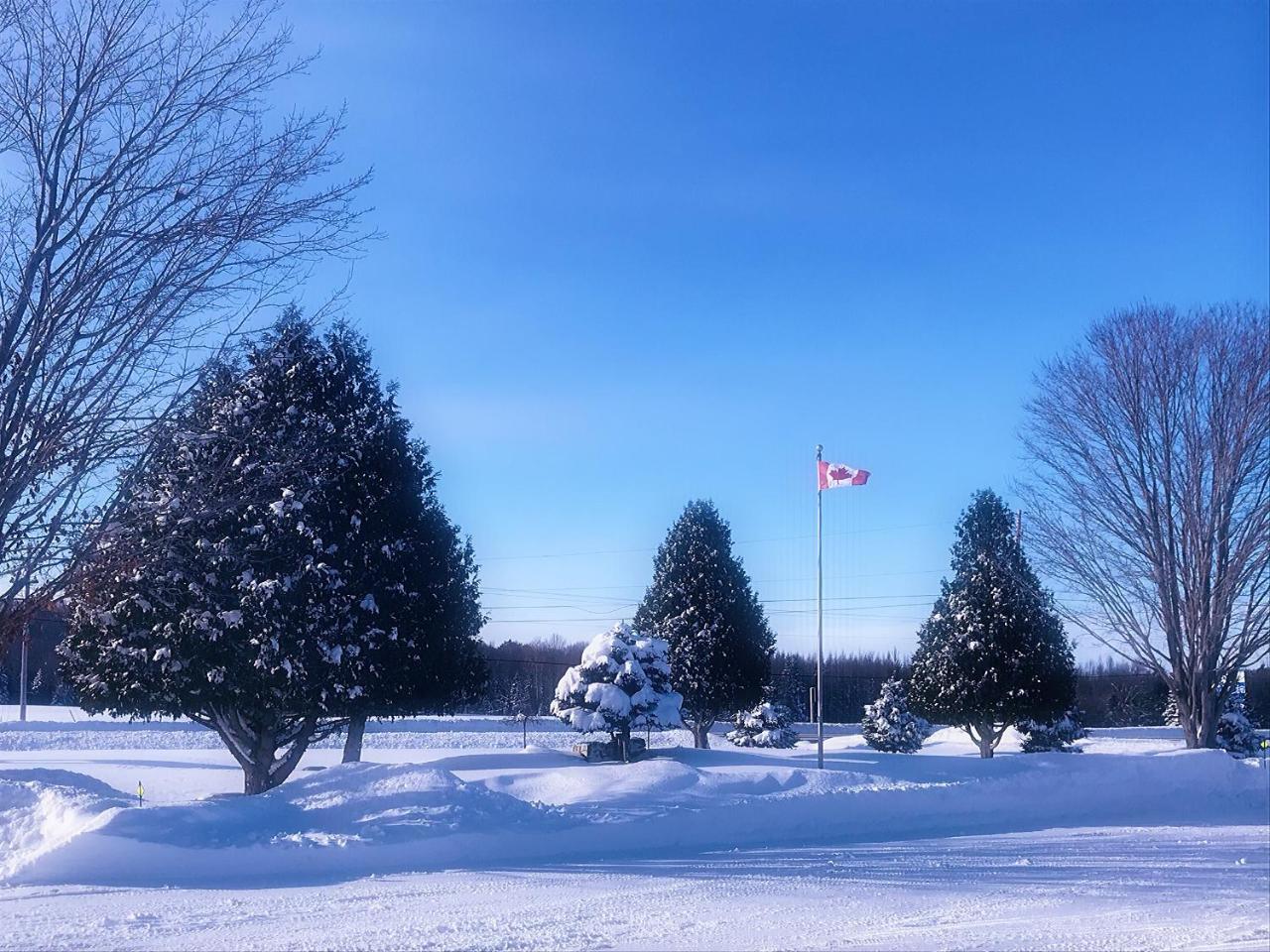Manitoulin Inn Mindemoya Luaran gambar